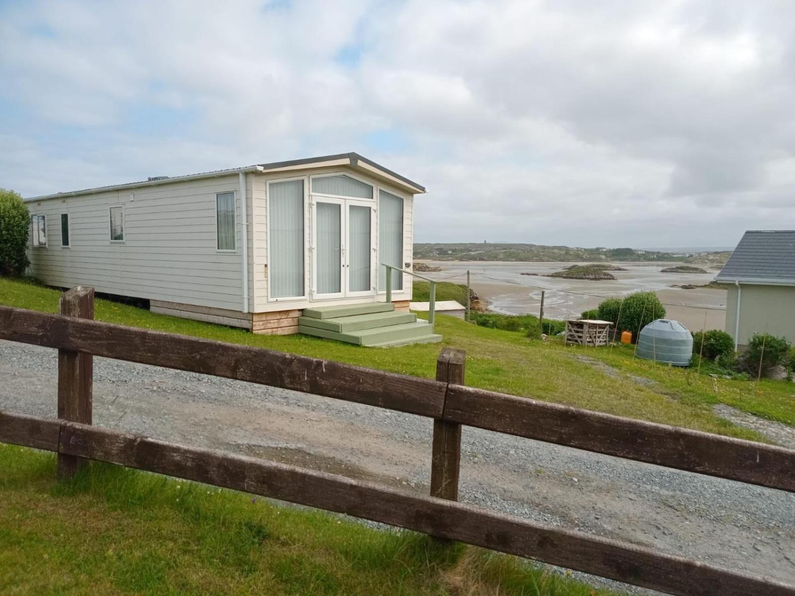Cascade Lodge & Hot Tub F94 H0Fr Donegal Town المظهر الخارجي الصورة